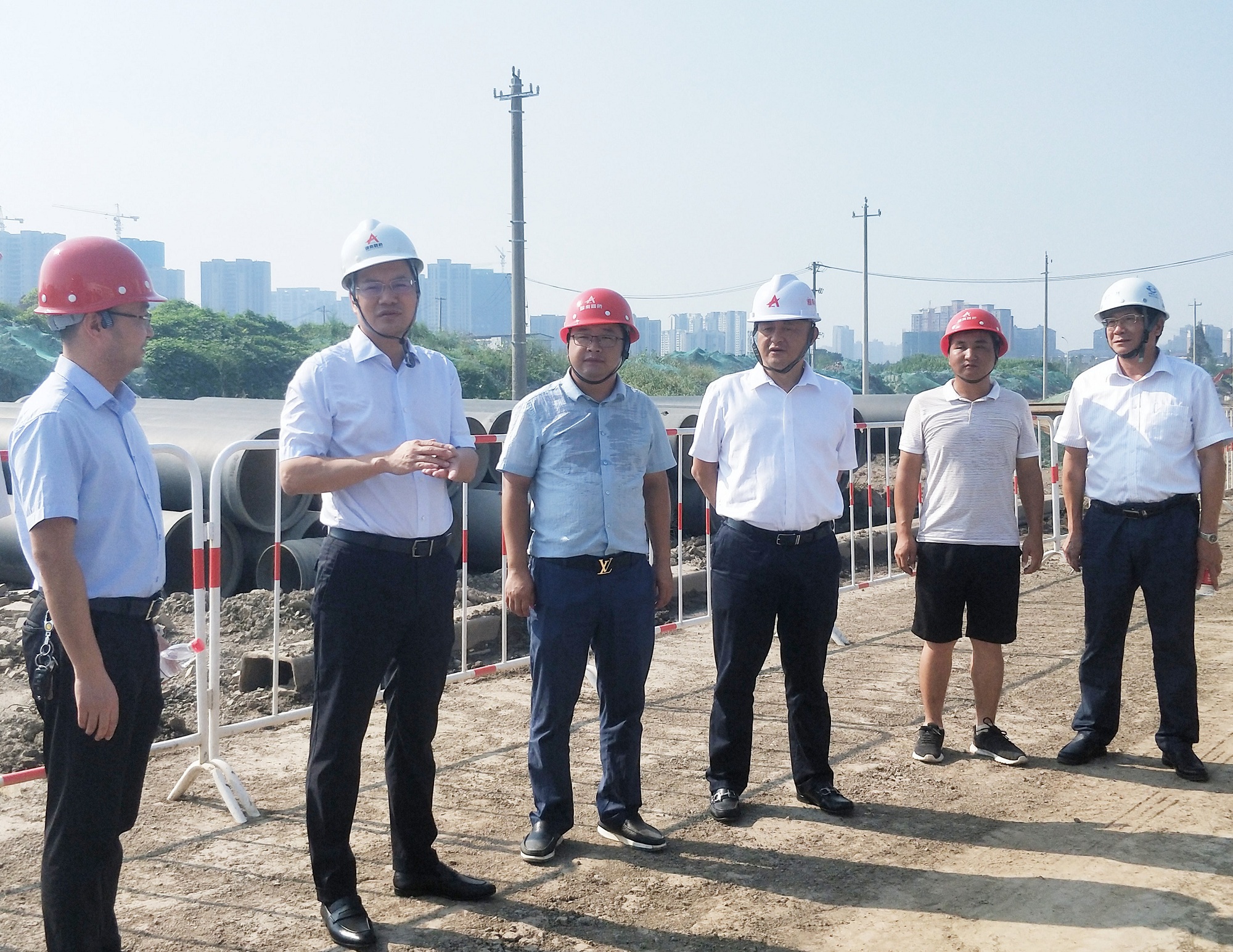 20200831127692.jpg 楊宏偉調研荊州紅門路市政項目_副本_副本.jpg