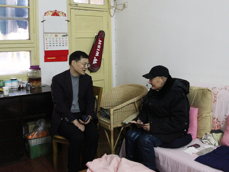 20210222114890.jpg 1、楊宏偉慰問老領導盧錫儂_副本_副本.jpg